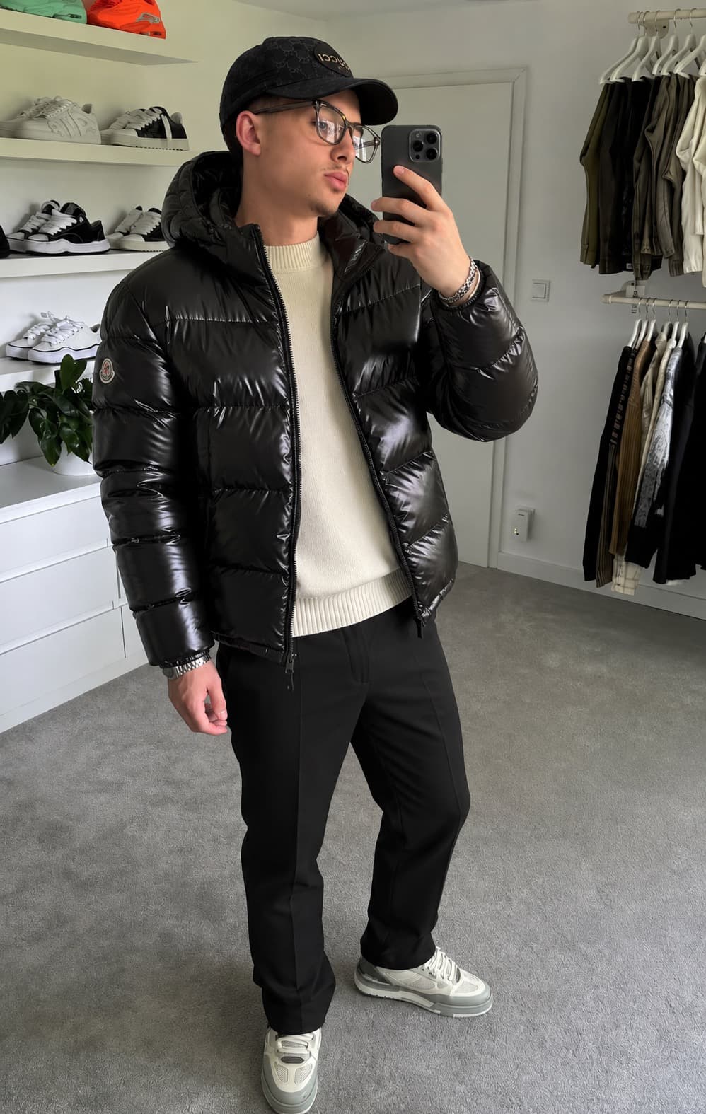 Outfit → Moncler après
